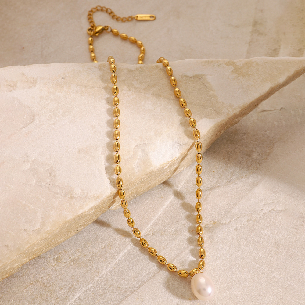 Collier Avec Pendentif En Perles Artificielles Pour Femme, Série Classique Rétro, En Acier Inoxydable Plaqué Or  Image5