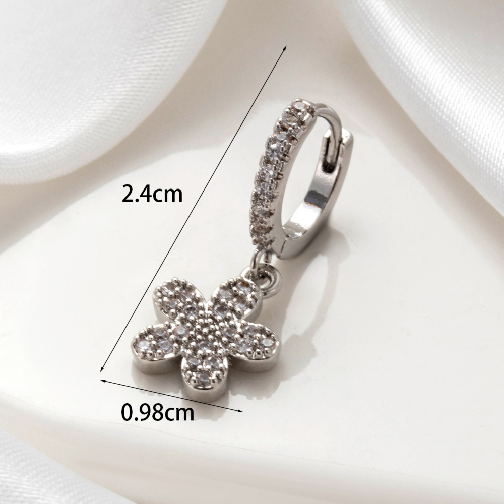 Boucles D'Oreilles Piercing Femme Simple Series Classic Flower En Cuivre Sans Placage, Ornées De Zircon. Image6