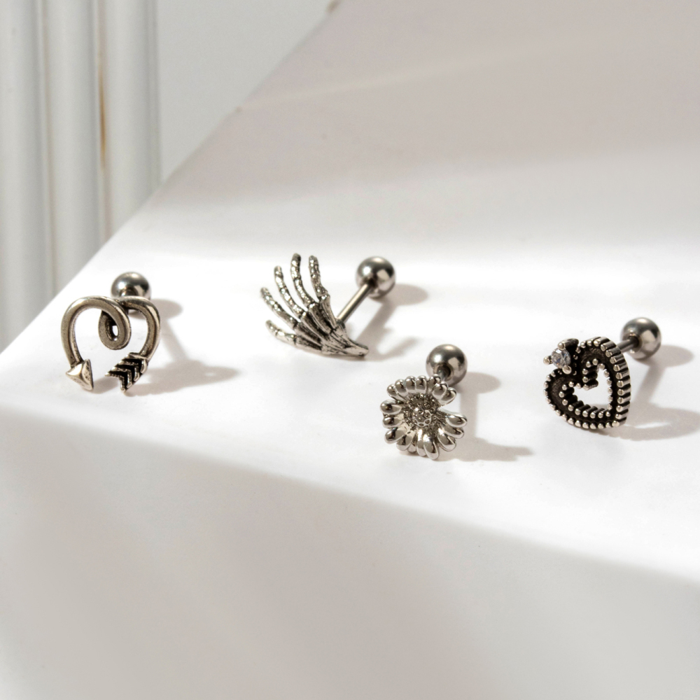 Boucles D'Oreilles Piercing Femme Simple Series Classic Heart En Acier Titane Sans Placage, Ornées De Zircon. h5Image3