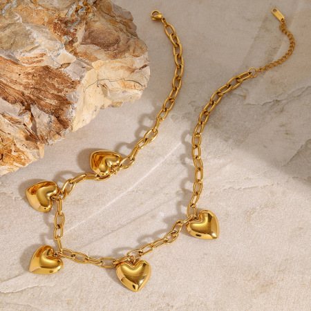 collier avec pendentif en forme de cœur en acier inoxydable plaqué or  pour femme, série simple, 1 pièce