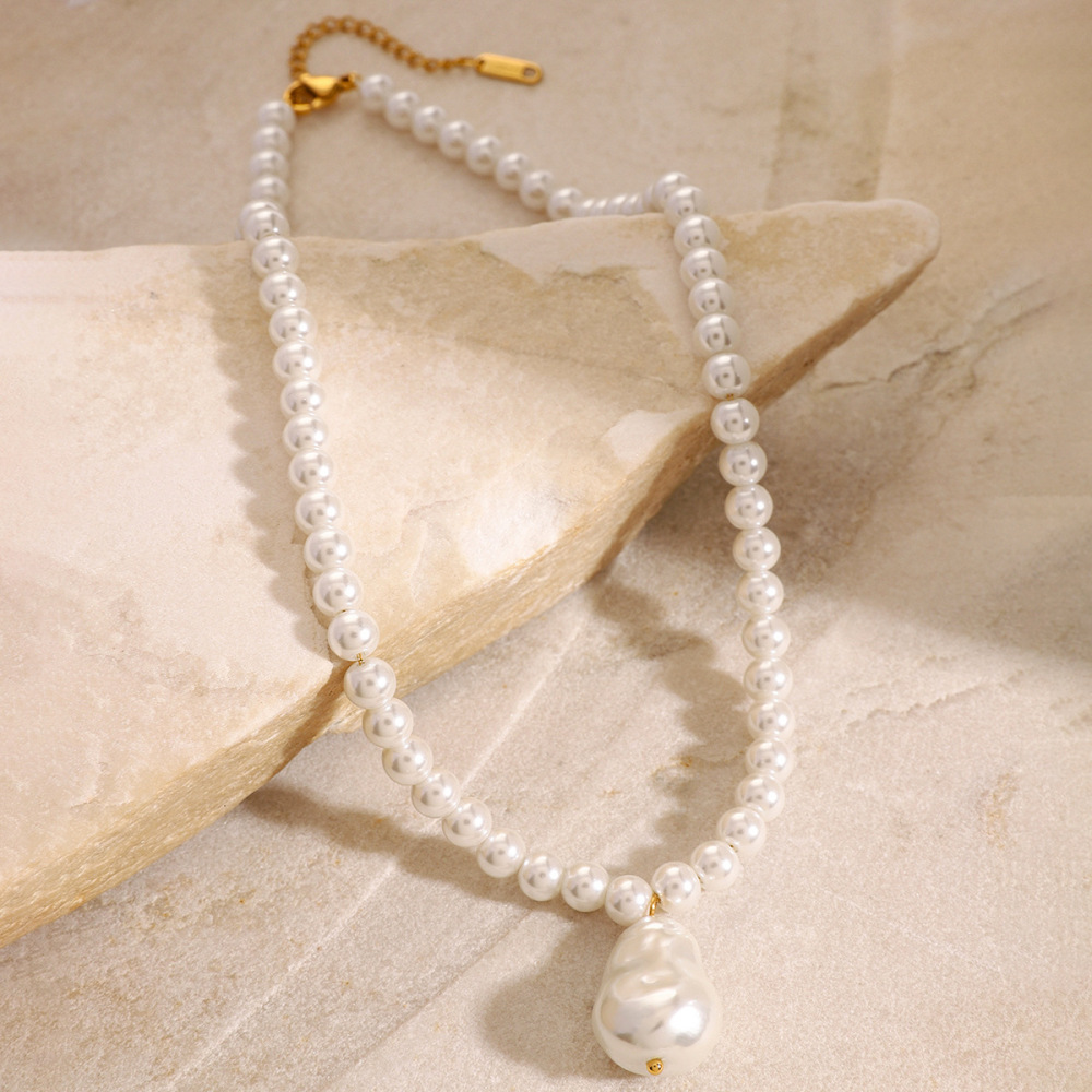 Collier Avec Pendentif En Perles Artificielles Pour Femme, Série Simple Rétro, En Acier Inoxydable Plaqué Or  Image5