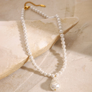 Collier Avec Pendentif En Perles Artificielles Pour Femme, Série Simple Rétro, En Acier Inoxydable Plaqué Or  h5 Image5