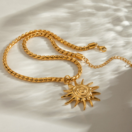 collier avec pendentif classique soleil/lune en acier inoxydable plaqué or  pour femme, série ethnique, 1 pièce 2
