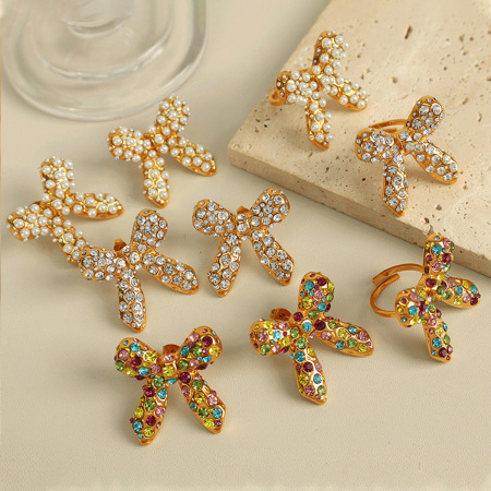 1 paire de boucles d'oreilles à tige rétro en acier inoxydable plaqué or  avec strass pour femme