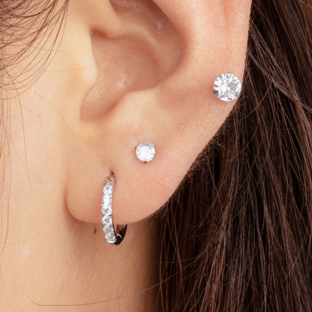 Boucles d'oreilles piercing femme Simple Series Classic Geometric en acier titane sans placage, ornées de zircon
