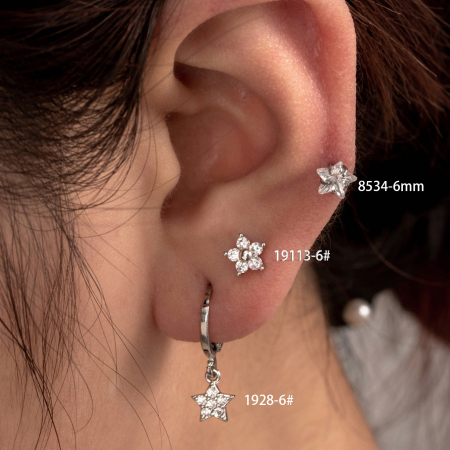 Boucles d'oreilles piercing femme Simple Series Simple Flower en cuivre sans placage, avec zircon.