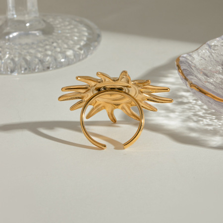 Bague ajustable rétro soleil pour femme, en acier inoxydable étanche couleur or (1 pièce). 2