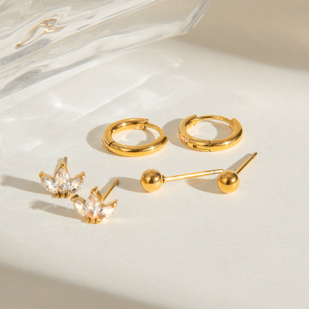 Ensemble de boucles d'oreilles pour femme, 1 paire, collection simple et élégante, en acier inoxydable plaqué or avec zircon et formes géométriques douces.