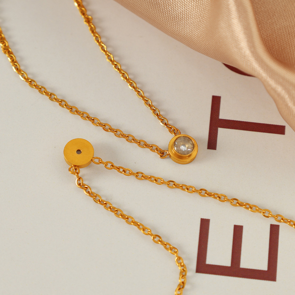 Collier Avec Pendentif Géométrique En Acier Inoxydable Plaqué Or Et Zircon Pour Femme, Série Simple, 1 Pièce h5Image4