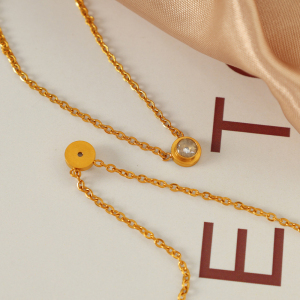 Collier Avec Pendentif Géométrique En Acier Inoxydable Plaqué Or Et Zircon Pour Femme, Série Simple, 1 Pièce h5 Image4