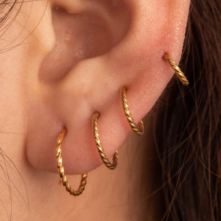1 pièce de boucles d'oreilles créoles géométriques simples en acier titane sans placage pour femmes