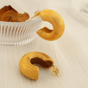 1 Paire De Boucles D'Oreilles Puces Pour Femme, Style Géométrique Simple, En Acier Inoxydable Plaqué Or. h5 Image7