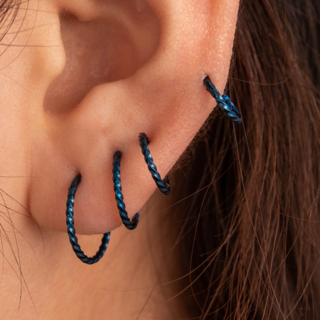 1 pièce de boucles d'oreilles créoles géométriques simples en acier titane sans placage pour femmes