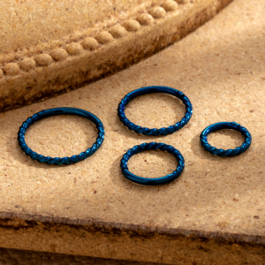 1 Pièce De Boucles D'Oreilles Créoles Géométriques Simples En Acier Titane Sans Placage Pour Femmes h5 Image3