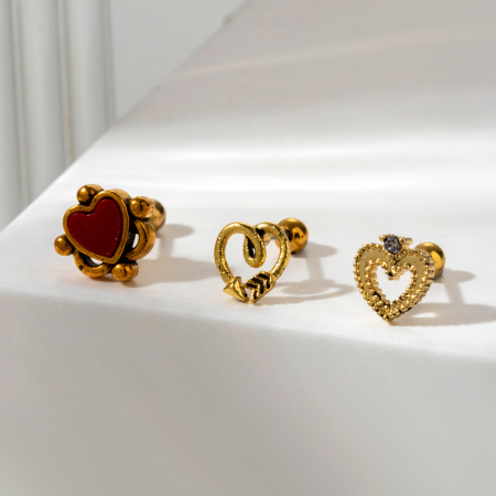 Boucles d'oreilles piercing femme Simple Series Classic Heart en acier titane sans placage, ornées de zircon. 2