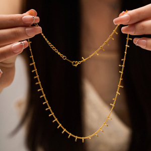 Collier Avec Pendentif Pour Femme, Série Simple, Ligne , En Acier Inoxydable Plaqué Or , 1 Pièce h5 Image5