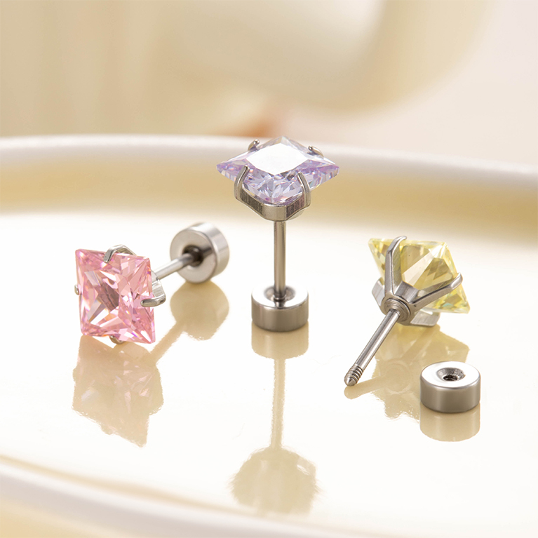 Boucles D'Oreilles Percées Carrées En Acier Titane Et Zircon Pour Femme, 1 Pièce Image4