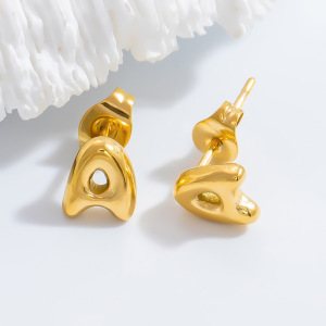 1 Paire De Boucles D'Oreilles Puces Pour Femme, Collection Simple Series, En Acier Inoxydable Étanche, Couleur Or, Avec Lettres Assorties. h5 Image4