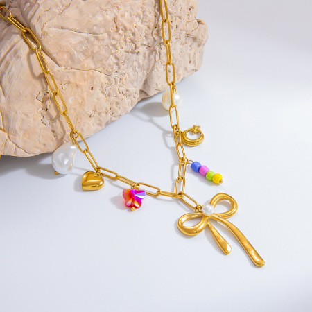 collier avec pendentif en acier inoxydable plaqué or  et perles artificielles pour femme, série romantique, nœud papillon