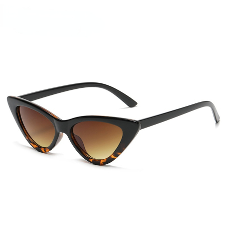 1 paire de lunettes de soleil simples en plastique pour femmes, de couleurs mélangées, pour un usage quotidien 2