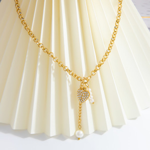 Collier Avec Pendentif En Forme De Cœur Élégant En Acier Inoxydable Plaqué Or  Et Perles Artificielles Pour Femme, Série Luxueuse h5 Image6
