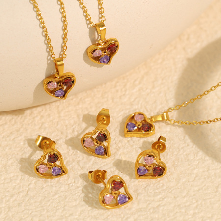 collier avec pendentif en forme de cœur élégant en acier titane plaqué or  et strass pour femme, série luxueuse 2