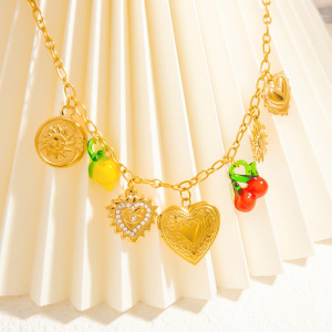 Collier Avec Pendentif En Forme De Cœur En Acier Inoxydable Plaqué Or Et Strass Pour Femme, Série Luxueuse h5 Image5