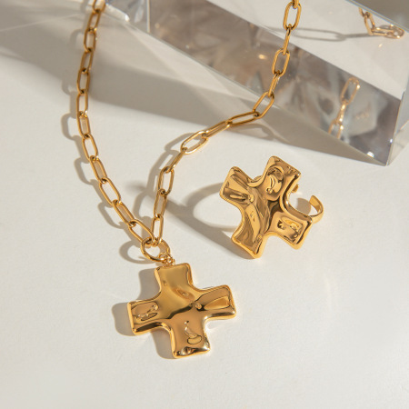 collier avec pendentif croix rétro en acier inoxydable plaqué or  pour femme, série simple, 1 pièce
