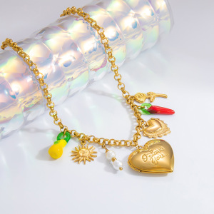 Collier Avec Pendentif En Forme De Cœur En Acier Inoxydable Plaqué Or  Pour Femme, Série Romantique, 1 Pièce h5 Image5