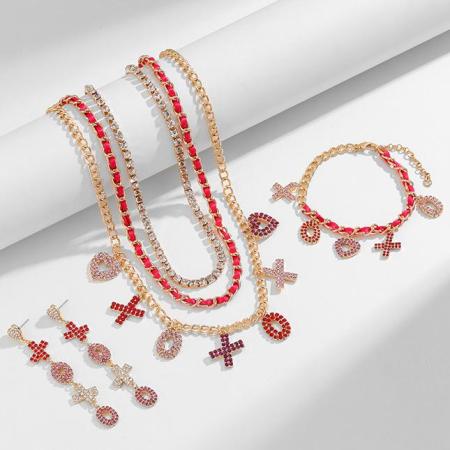 Colliers superposés en alliage pour femmes, série romantique, motif cœur doux, 1 pièce