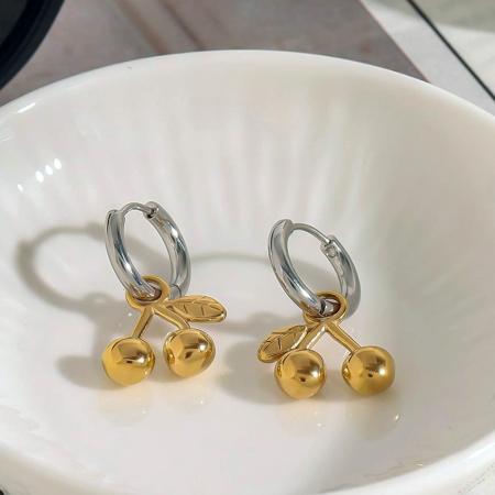 1 Paire De Boucles D'Oreilles Pendantes Élégantes En Forme De Cerise, En Acier Inoxydable Imperméable, Couleur Or Et Argent, Collection Romantique.
