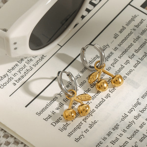 1 Paire De Boucles D'Oreilles Pendantes Élégantes En Forme De Cerise, En Acier Inoxydable Imperméable, Couleur Or Et Argent, Collection Romantique. h5 Image10