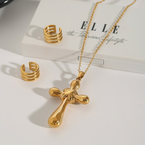 Collier Pendentif Croix Exquise En Acier Inoxydable Étanche Couleur Or, Collection Shining Series (1 Pièce) h5 Image5