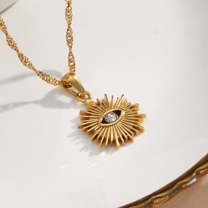 Collier Pendentif Femme De La Luxueuse Collection Rétro Œil En Acier Inoxydable Étanche Couleur Or (1 Pièce) h5 Image6