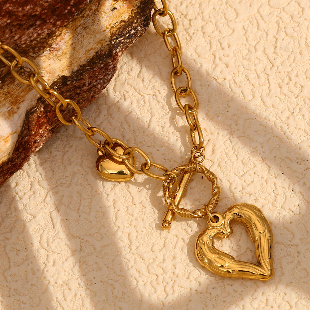 Collier Pendentif Élégant En Forme De Cœur/Amour, En Acier Inoxydable Étanche, Couleur Or, Collection Romantique (1 Pièce) Image5