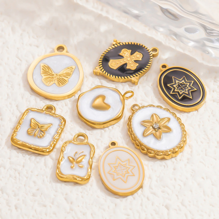 Pendentif femme classique rétro à nœud papillon, en acier inoxydable huilé, couleur or, étanche, avec motif de nœud papillon. 2
