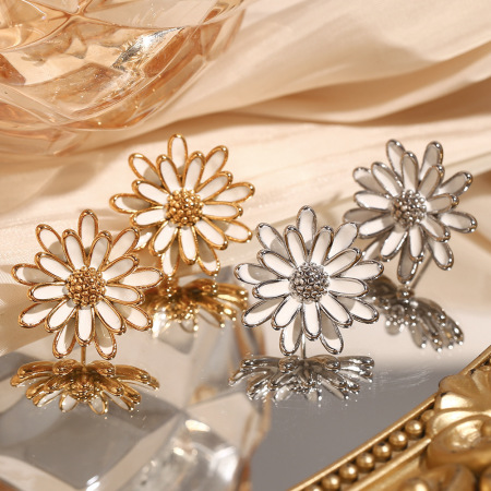 Boucles d'oreilles puces pour femme, collection romantique, motif fleurs naturelles, en acier inoxydable, couleur or, étanches.