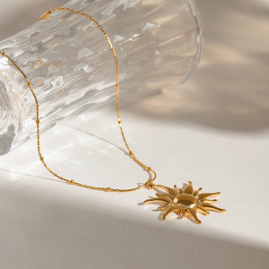 Collier Élégant Avec Pendentif Soleil/Lune En Acier Inoxydable Plaqué Or  Pour Femme, Série Simple, 1 Pièce h5 Image2