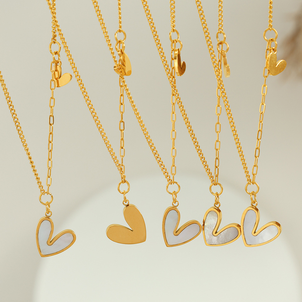 Collier Avec Pendentif En Forme De Cœur En Acier Inoxydable Plaqué Or  Pour Femme, Série Simple Image5