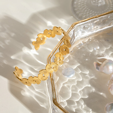 Bracelet Pour Femme En Acier Inoxydable Plaqué Or , Série Romantique, Motif Animal Doux 2
