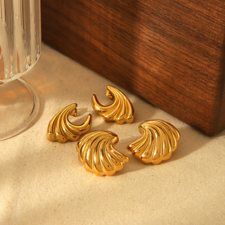 1 paire de boucles d'oreilles à tige géométriques quotidiennes plaquées or de la série simple 2