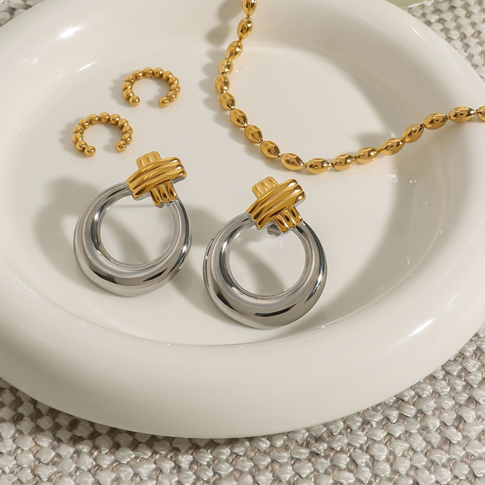 1 Paire De Boucles D'Oreilles Puces Annulaires Modernes Pour Femme, En Acier Inoxydable Étanche, Couleur Or Et Argent. Image5