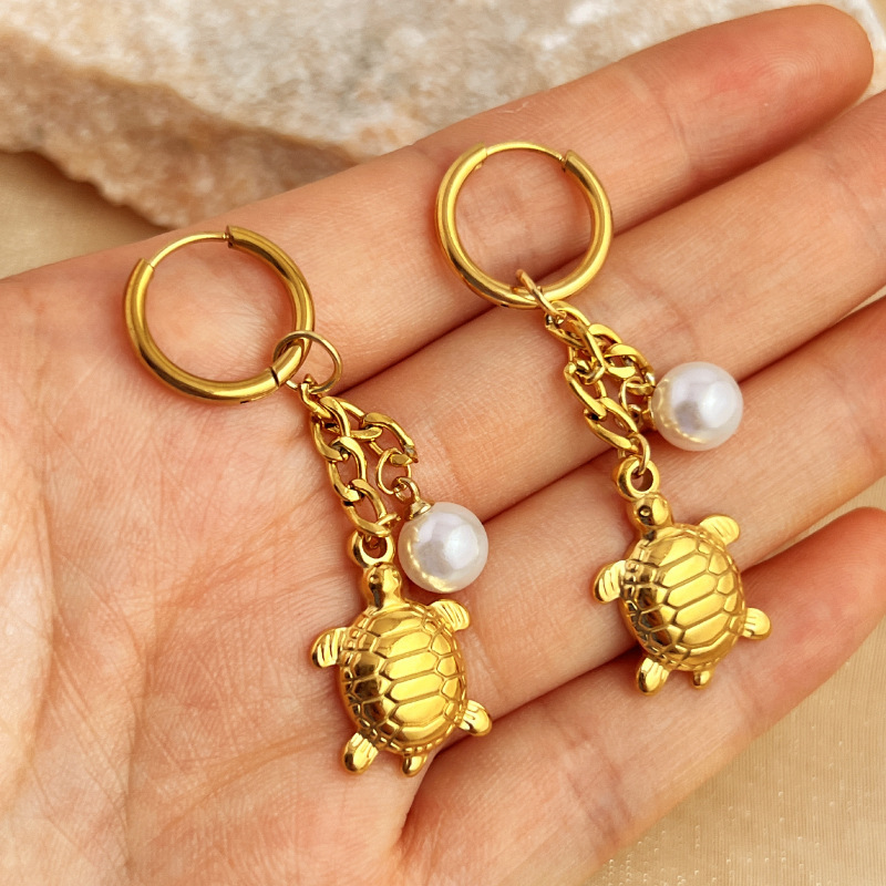 Boucles D'Oreilles Pendantes Pour Femme, Style Plage Estivale, Motif Tortue Mignonne, En Acier Inoxydable Étanche, Couleur Or (1 Paire). Image4