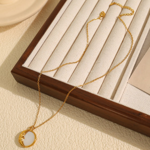 Collier Avec Pendentif Classique Soleil/Lune En Acier Titane Couleur Or Pour Femme, Série Romantique, 1 Pièce h5 Image4