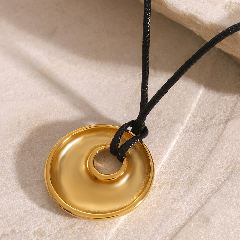 Collier Avec Pendentif Pour Femme, Série Simple, Couleur Unie, En Acier Inoxydable Plaqué Or Image4