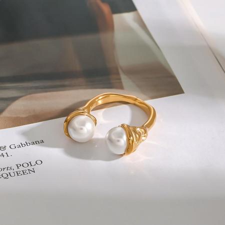 Bague simple pour femme, en acier inoxydable doré, texture irrégulière, étanche, collection Designable Series (1 pièce).