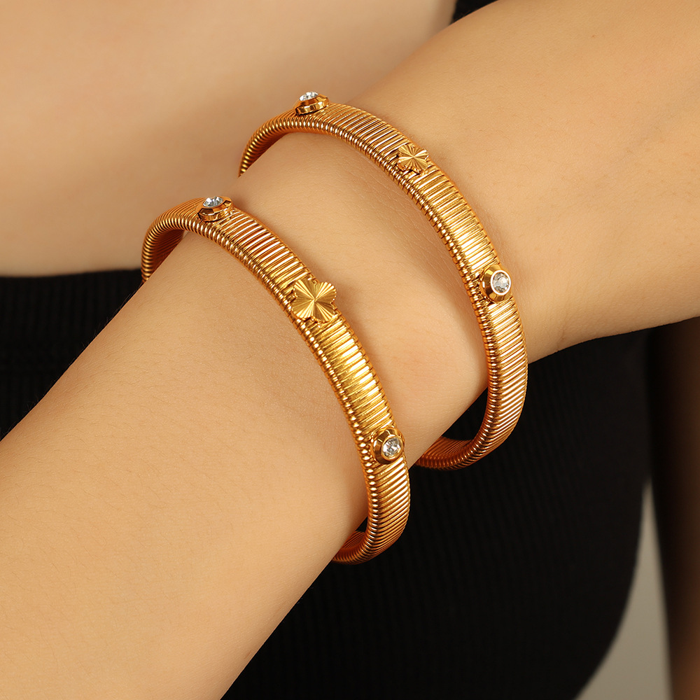 Bracelet Géométrique Simple En Acier Inoxydable Plaqué Or Avec Strass Pour Femme, 1 Pièce h5Image5