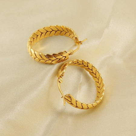 1 paire de boucles d'oreilles créoles pour femme en acier titane plaqué or , série simple, motif à carreaux