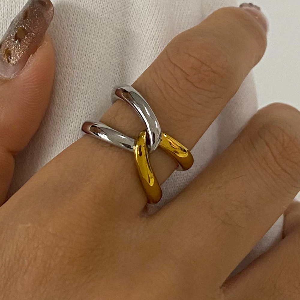 Bague Simple Pour Femme, Collection Daily Twist, En Acier Inoxydable, Couleur Or, Étanche (1 Pièce). Image5