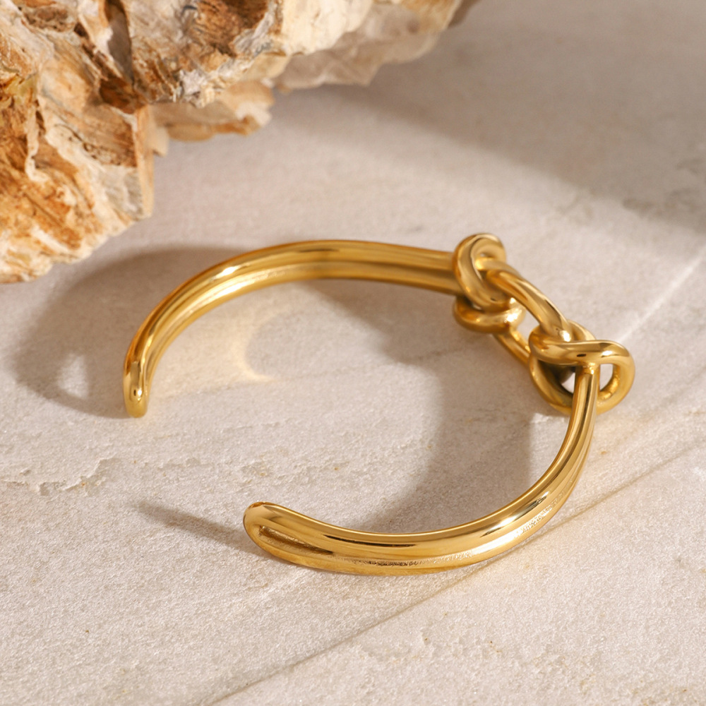Bracelet Simple Torsadé En Acier Inoxydable Plaqué Or  Pour Femme, 1 Pièce Image4